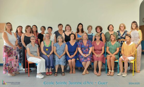 Equipe éducative de l'école Sainte Jeanne d'arc de Guer dans le Morbihan